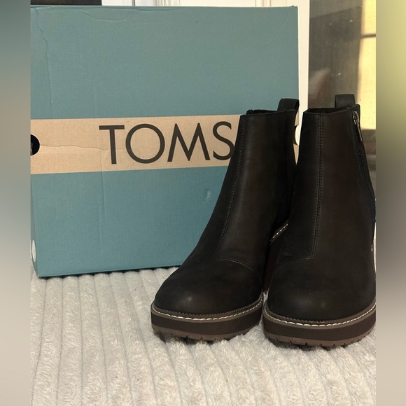 Toms Black Wedge Ankle Boots - Picture 2 of 7